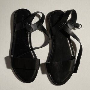 Lamher Sleek Black Strappy Sandals